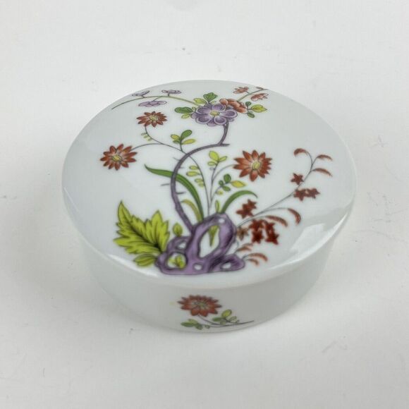 Limoges France Metropolitan Museum of Art Round Floral Porcelain Trinket Box Lid - Picture 1 of 9